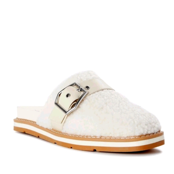 Time and Tru Shoes - Time And TruWomen's White Shearling Slip-On Mules